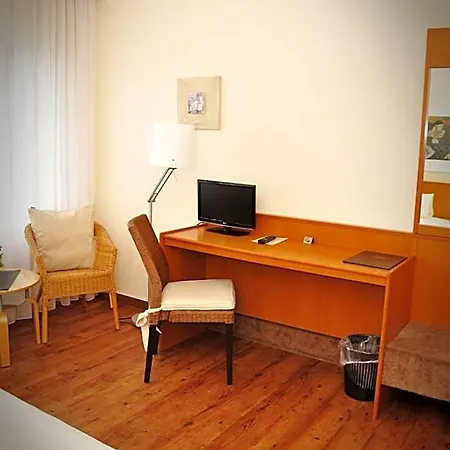 Litjes Hotel 3*