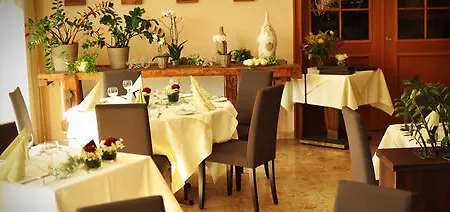 Litjes Hotel 3*